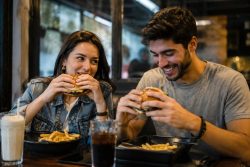 Melhores hamburguerias de São Paulo: saiba onde comer bons hambúrgueres